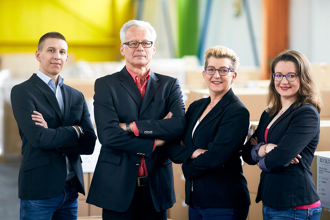 Eine Familie, ein Team! Von Links: Christoph Dres, Jürgen Dres, Petra Dres, Nathalie Dres. Die Geschwister Nathalie und Christoph sind 2018 in dritter Generation in das Unternehmen eingestiegen.